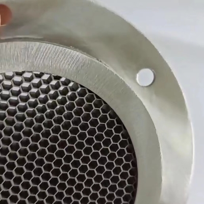 Emi Shielded Aluminium Honeycomb Panel Faraday Cages أحجام الخلية 3.2mm