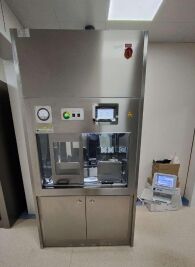 تدريع إشعاع جاما والأشعة السينية لخلية F18 الساخنة المجهزة بمرشح كربون نشط يضمن الحماية من الإشعاع والتحكم في الهواء