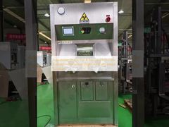 أحزمة قابلة للتعديل لحماية آمنة من الإشعاع النووي